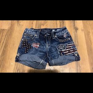 Girls miss me shorts